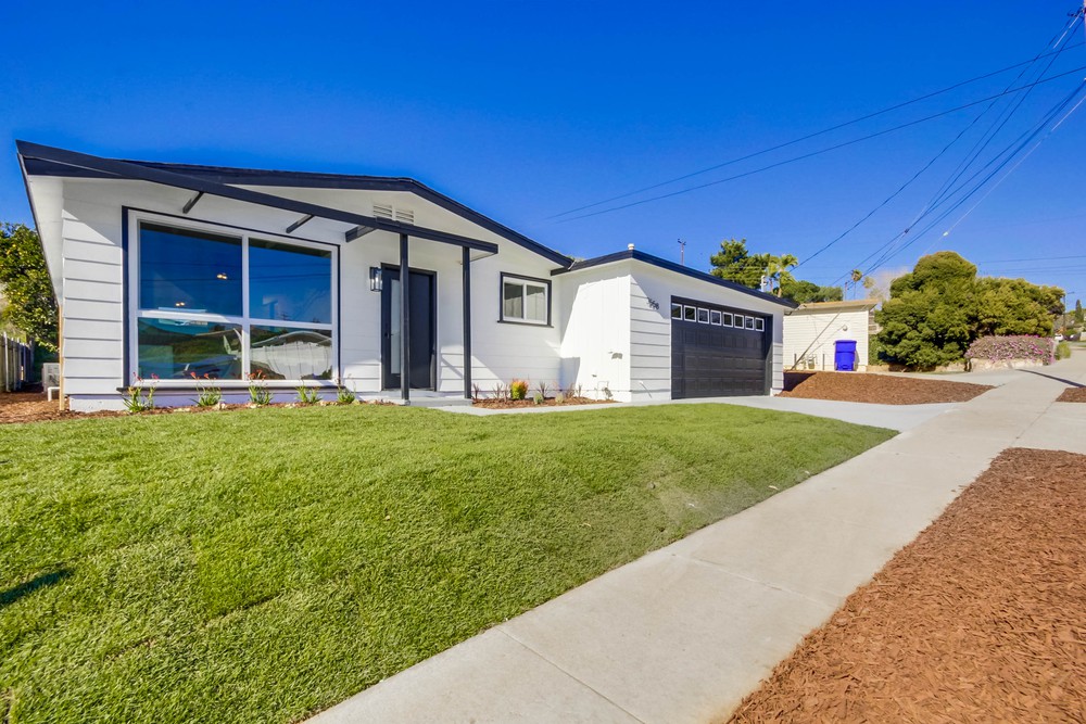 Virtual tour photo 6 of 47 for 3558 Fireway Dr