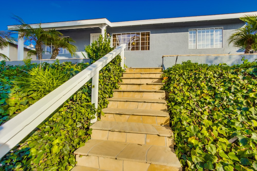 Virtual tour photo 5 of 61 for 3559 Paul Jones Avenue