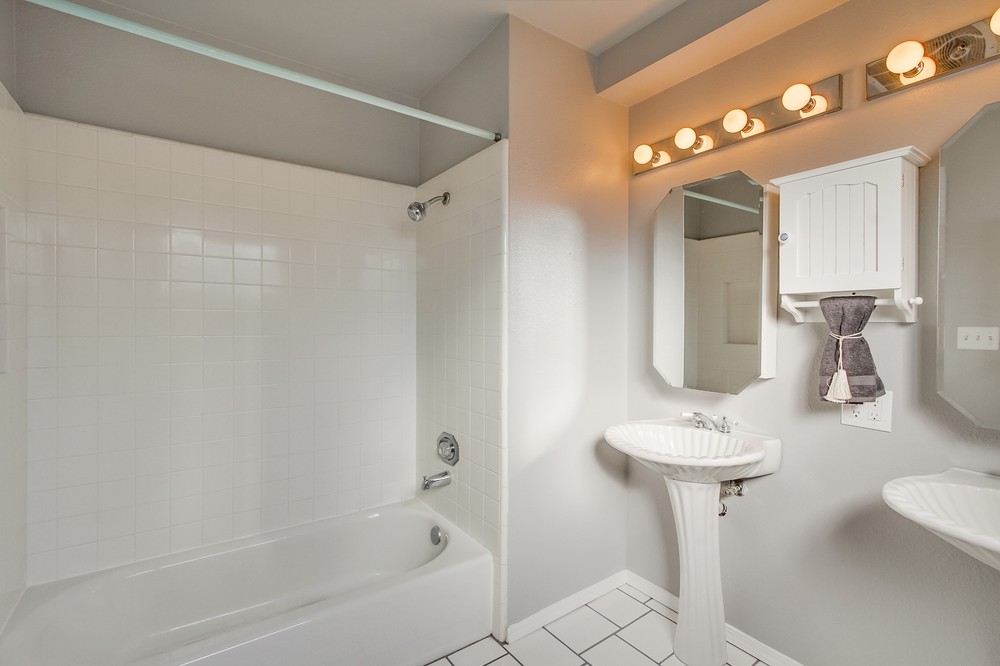 Virtual tour photo 32 of 61 for 3559 Paul Jones Avenue