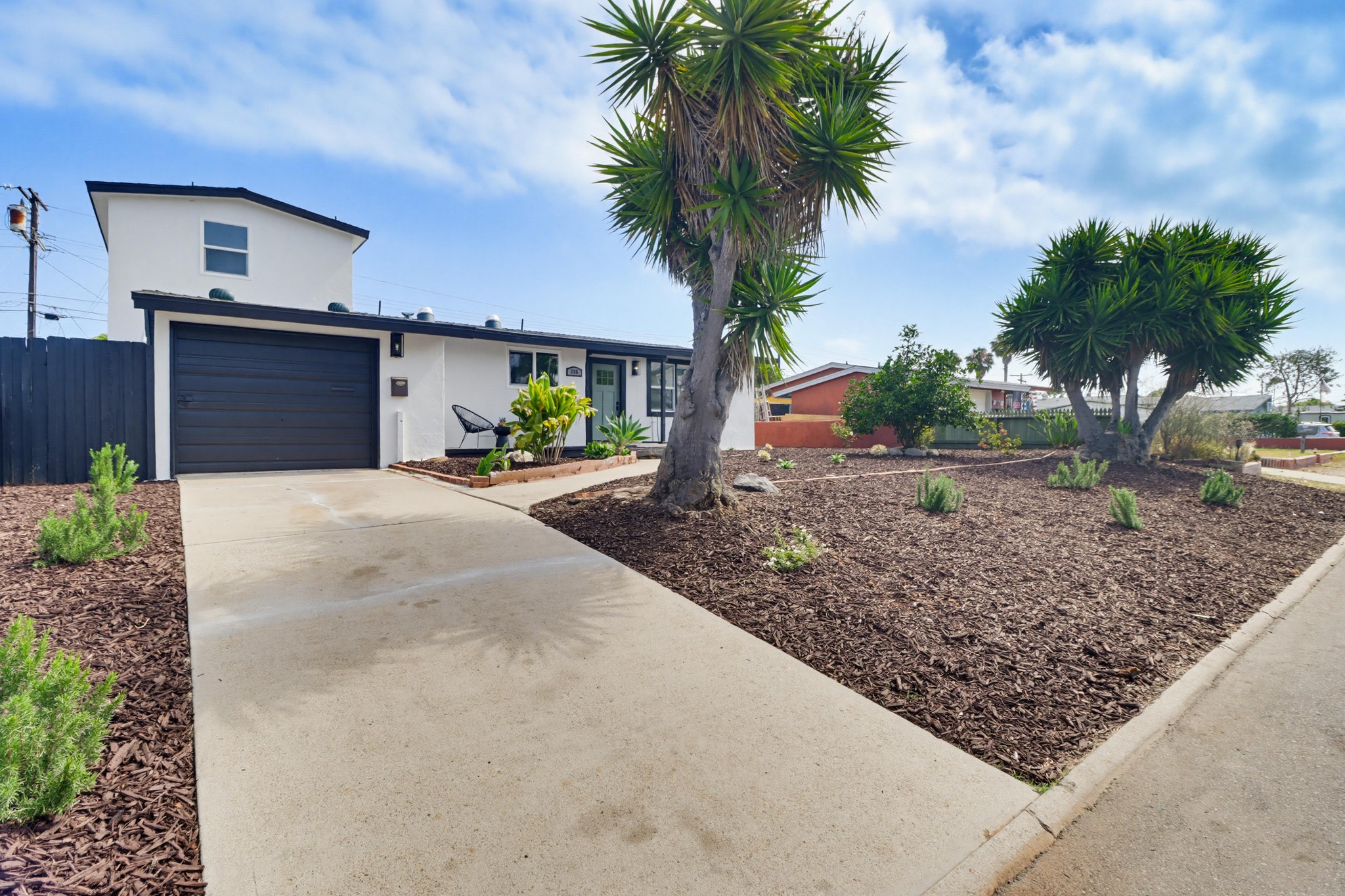 Virtual tour photo 3 of 61 for 356 Citrus Ave