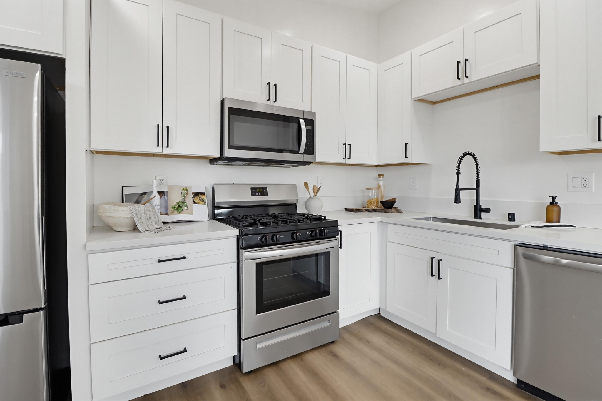 Virtual tour photo 15 of 61 for 356 Citrus Ave