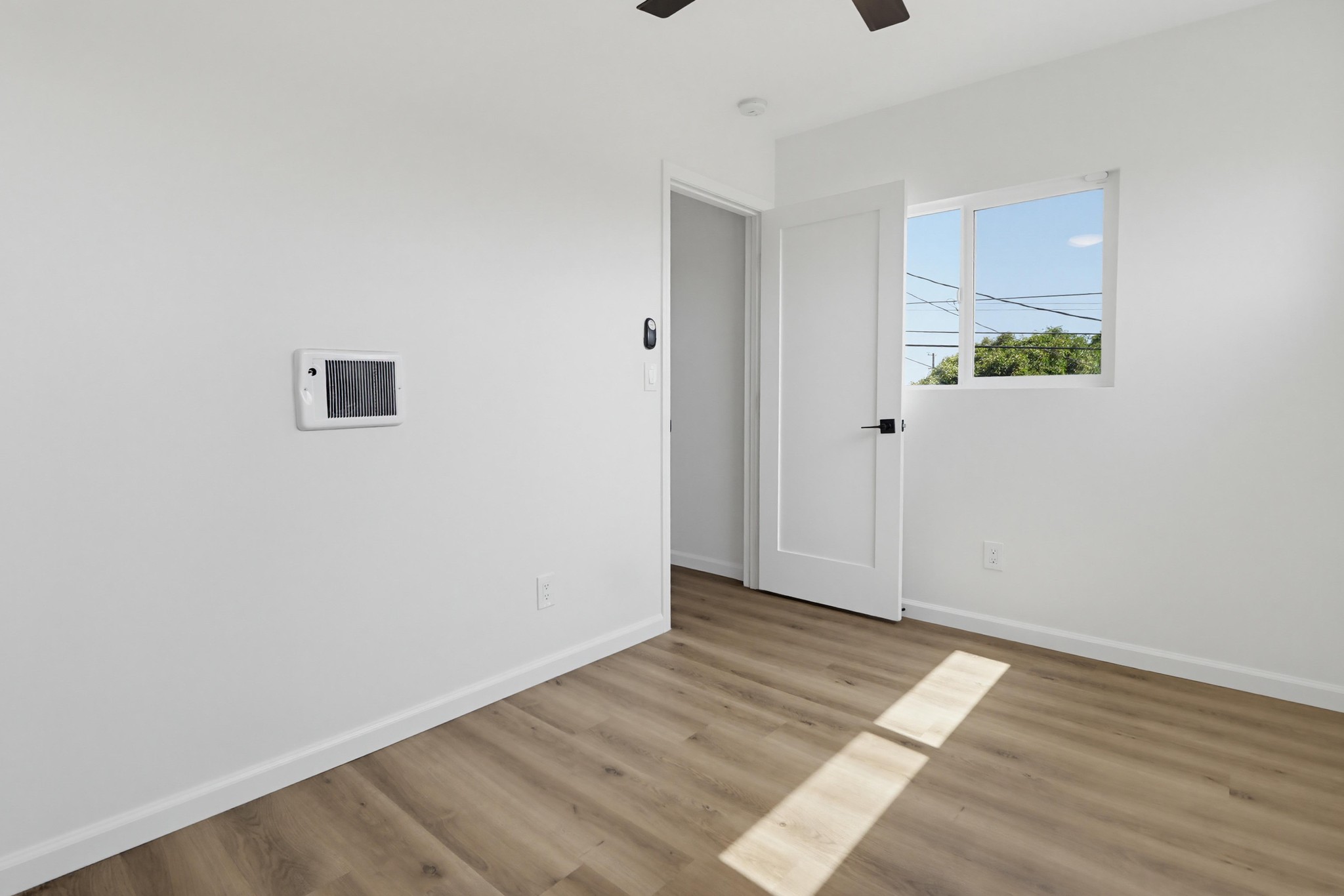 Virtual tour photo 24 of 61 for 356 Citrus Ave