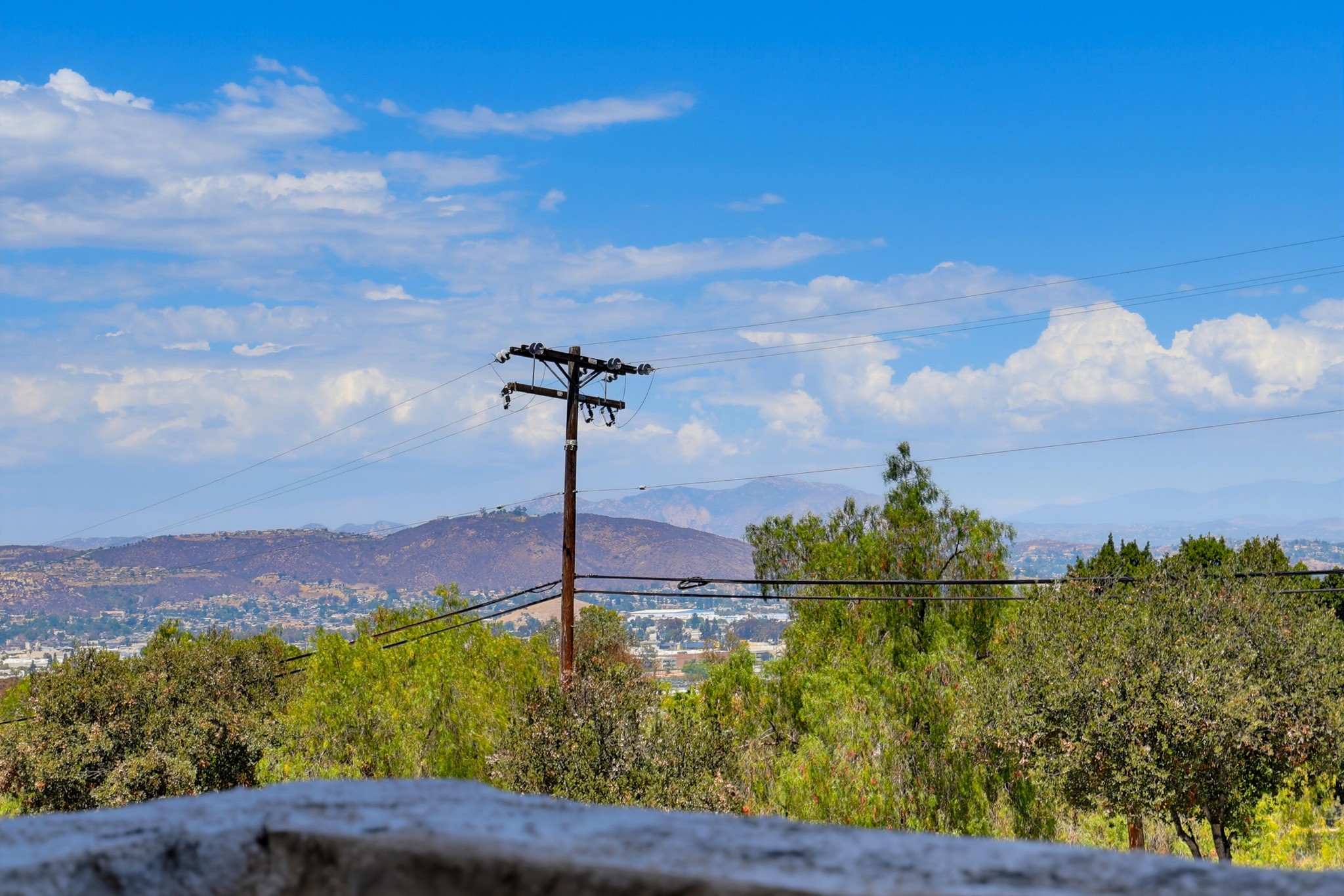 Virtual tour photo 20 of 77 for 356 S Travelodge Dr