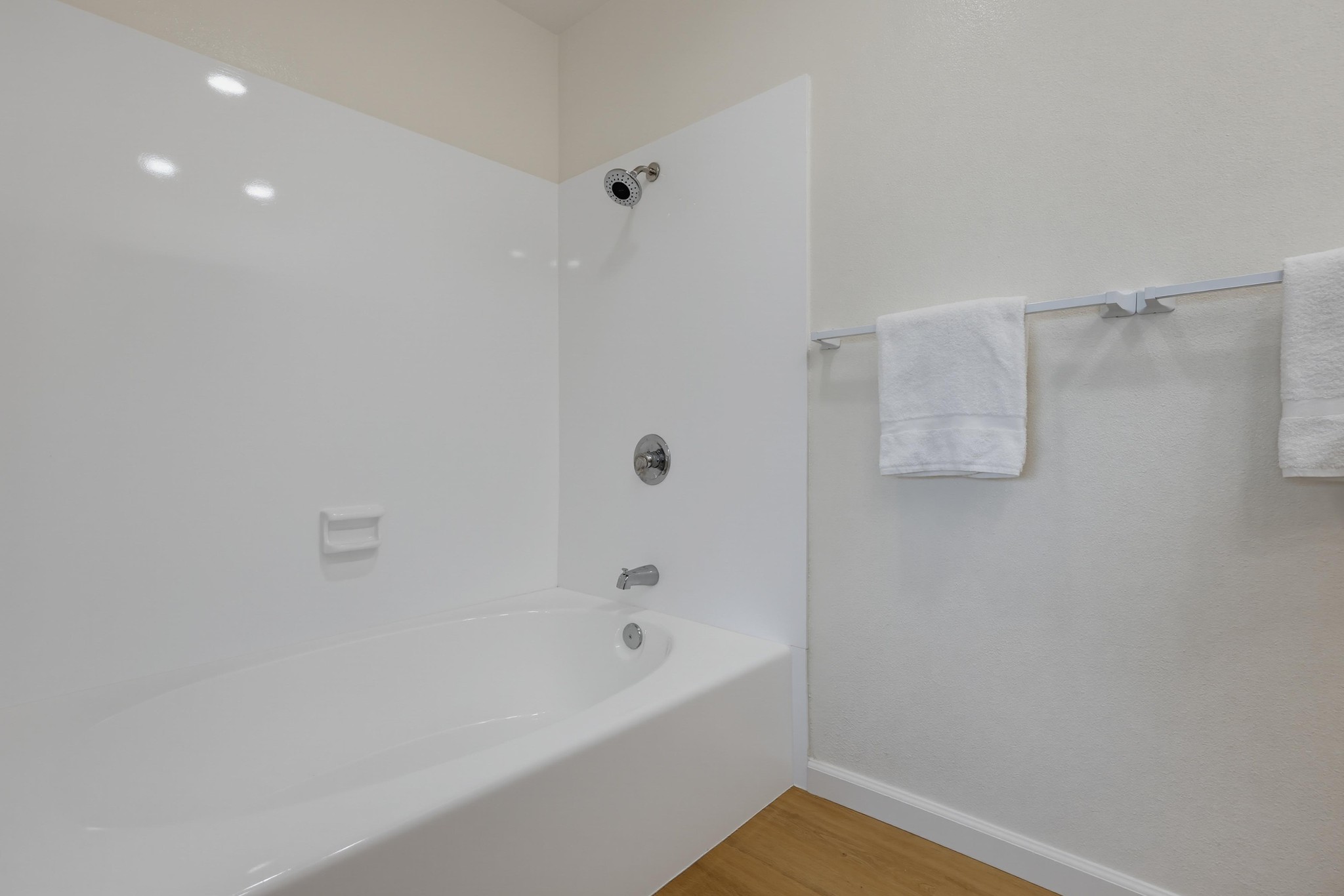 Virtual tour photo 47 of 77 for 356 S Travelodge Dr