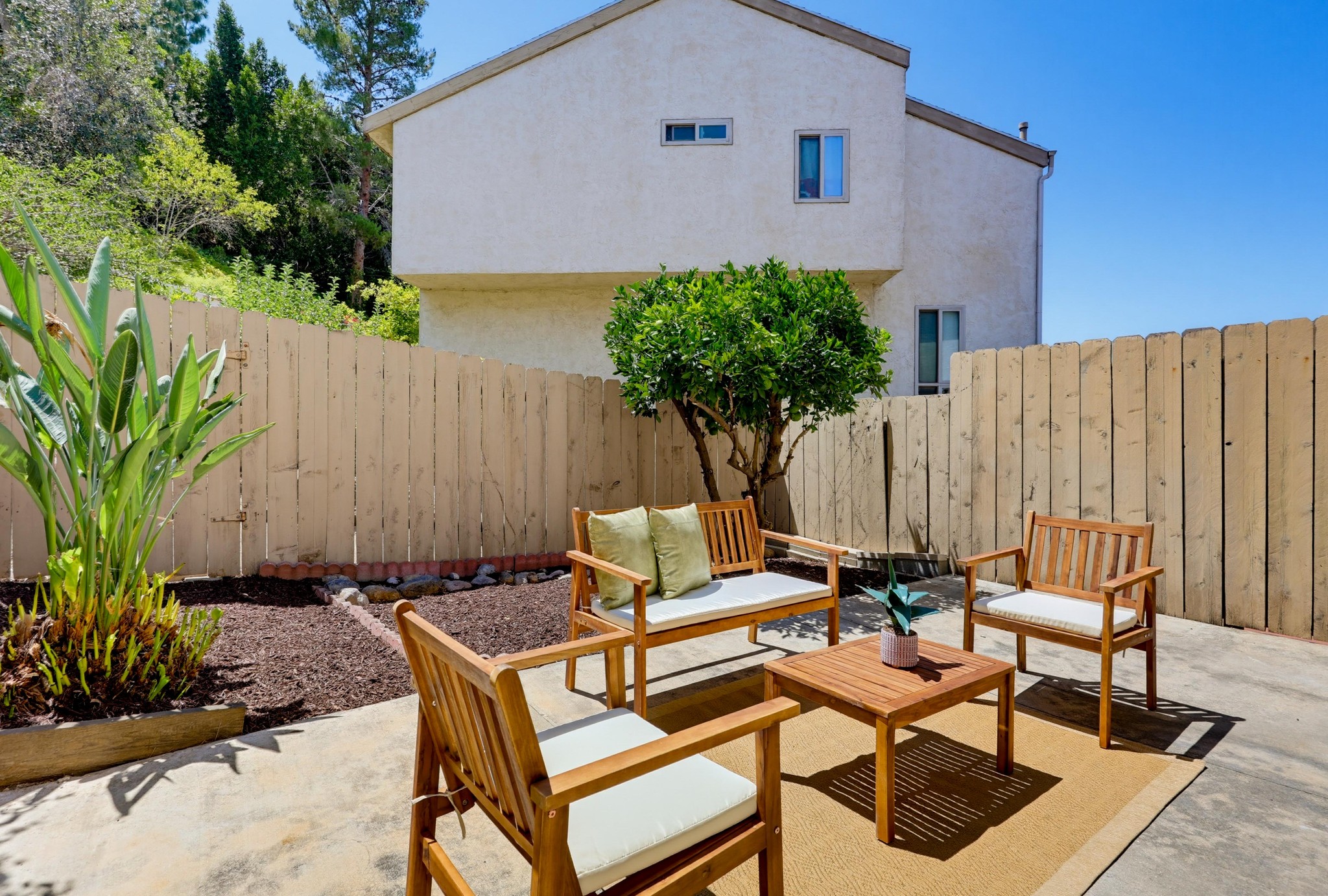 Virtual tour photo 62 of 77 for 356 S Travelodge Dr