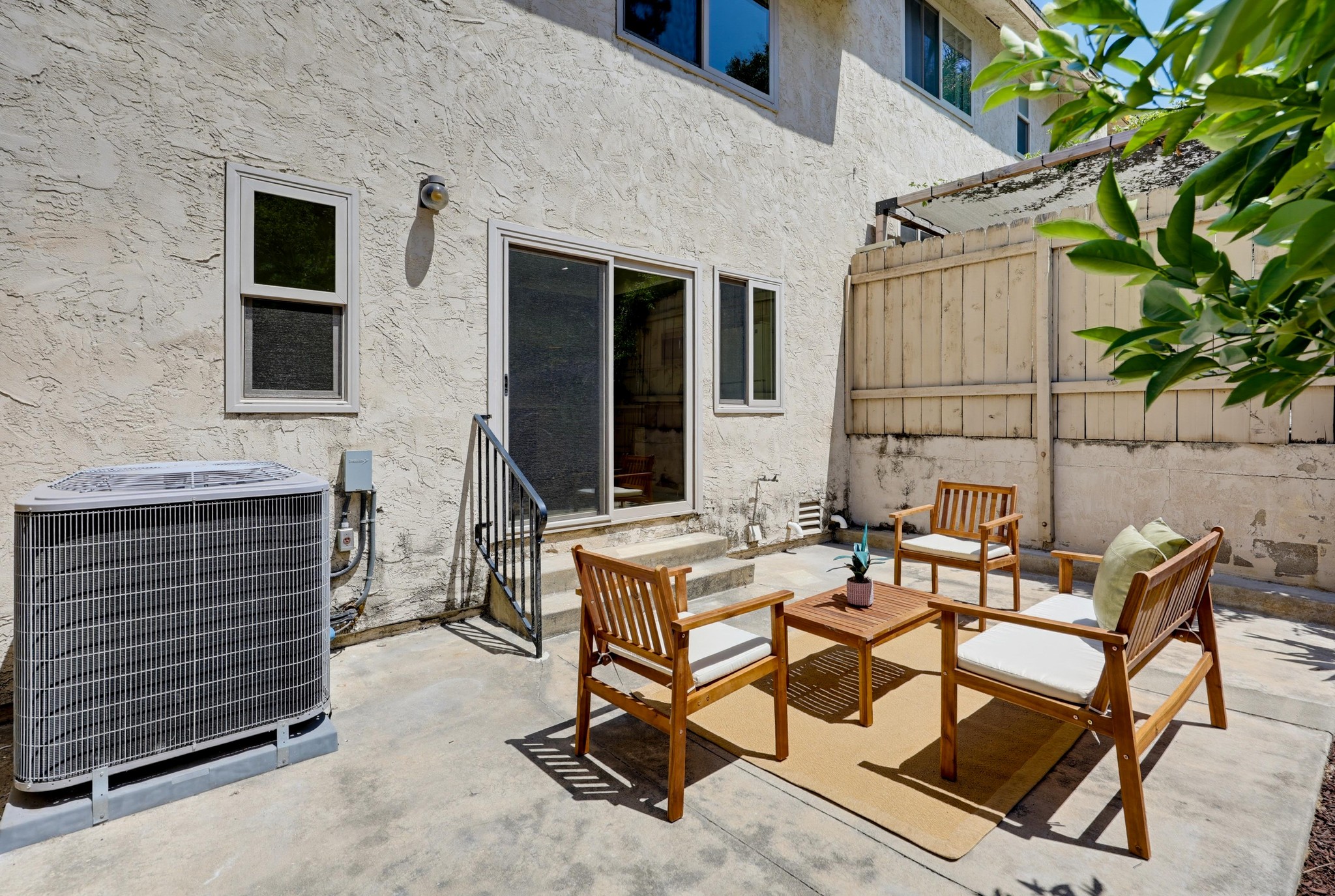Virtual tour photo 65 of 77 for 356 S Travelodge Dr