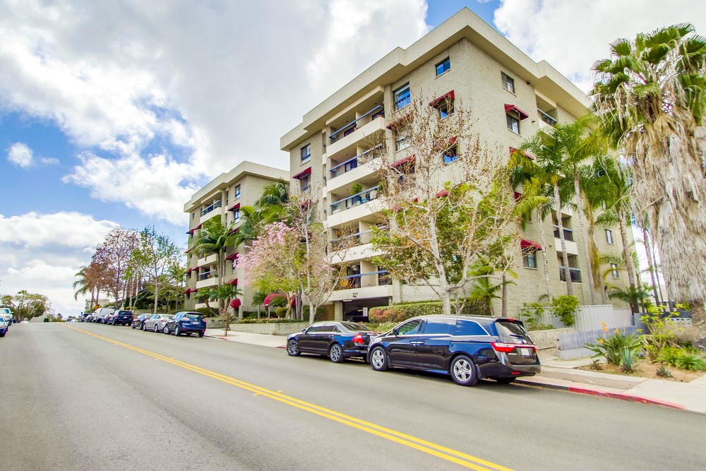 Virtual tour photo 3 of 56 for 3560 1st Ave #20