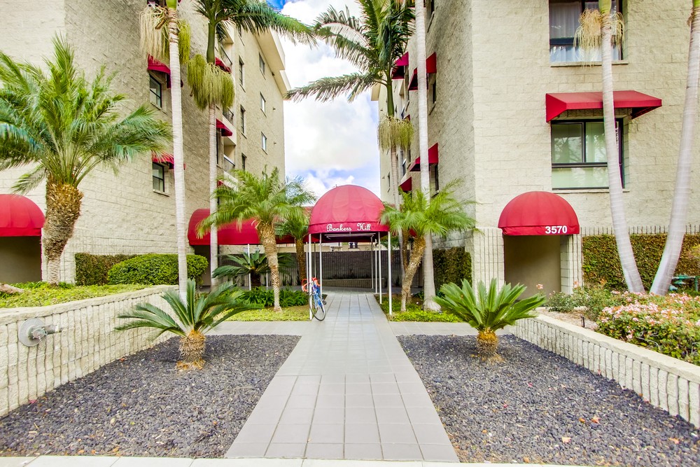 Virtual tour photo 7 of 56 for 3560 1st Ave #20