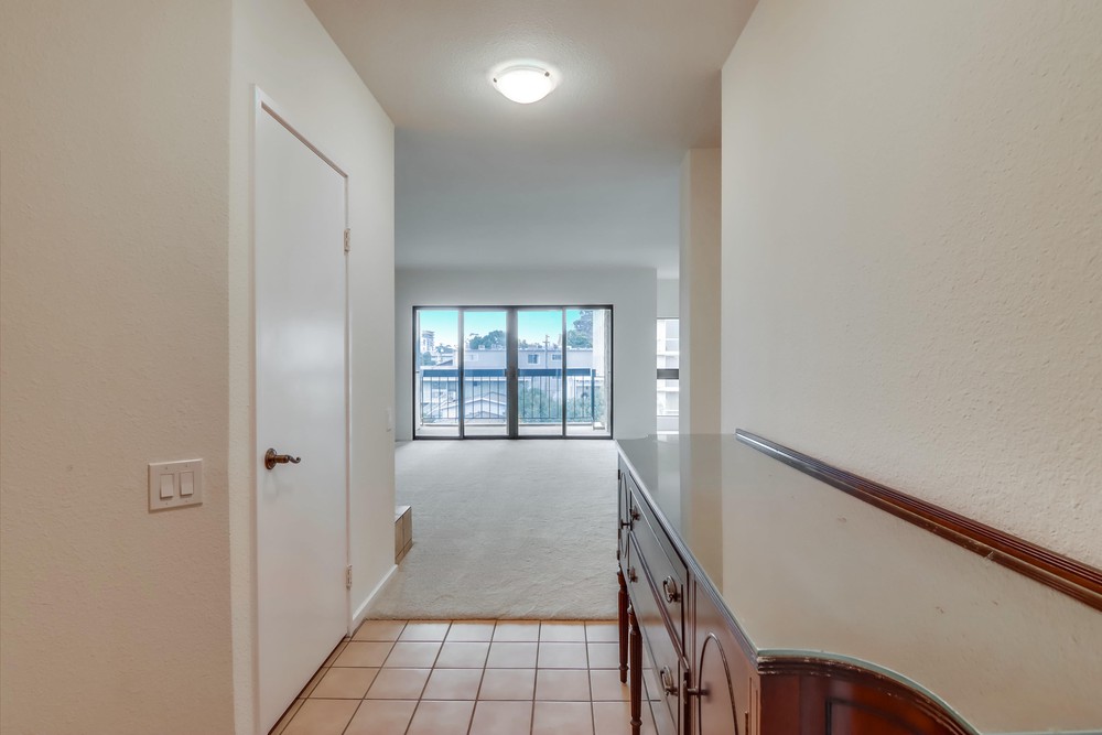 Virtual tour photo 7 of 45 for 3560 1st Ave