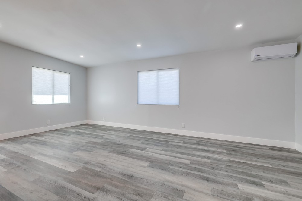 Virtual tour photo 9 of 41 for 3560 Island Ave