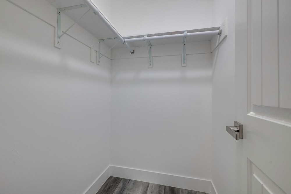 Virtual tour photo 38 of 41 for 3560 Island Ave