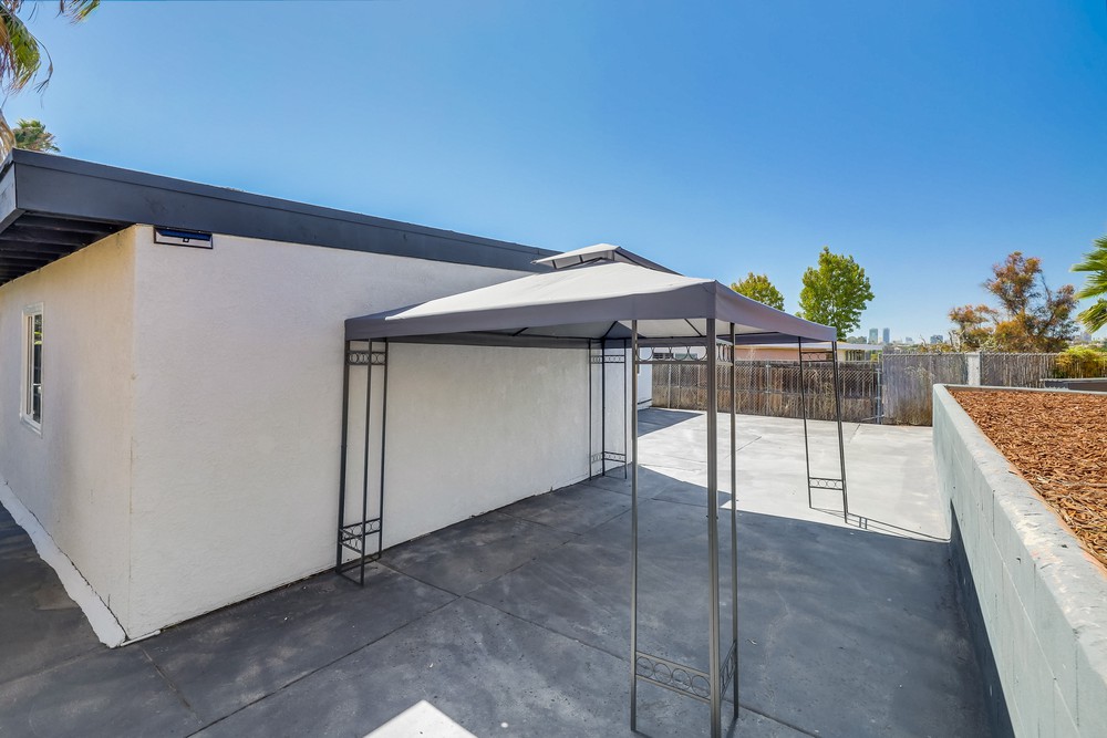 Virtual tour photo 39 of 41 for 3560 Island Ave
