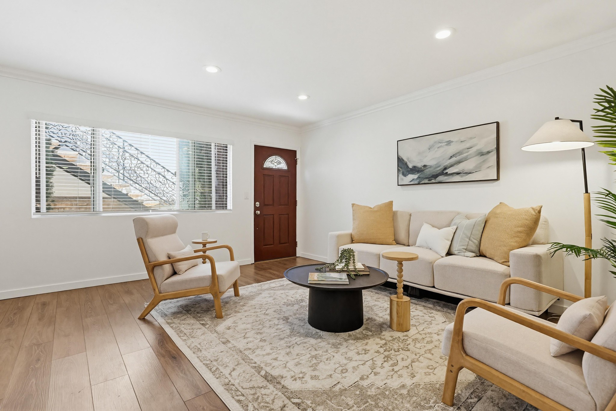 Virtual tour photo 11 of 33 for 3562 Marlborough Ave #04