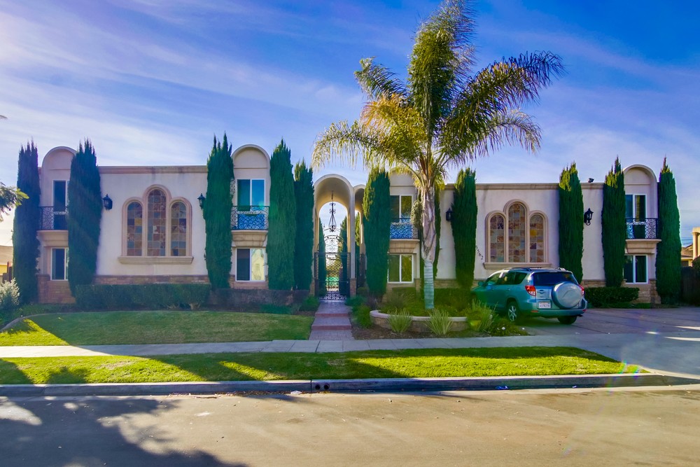 Virtual tour photo 1 of 32 for 3562 Marlborough Ave