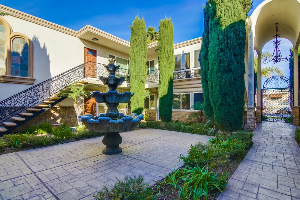 Virtual tour photo 7 of 32 for 3562 Marlborough Ave