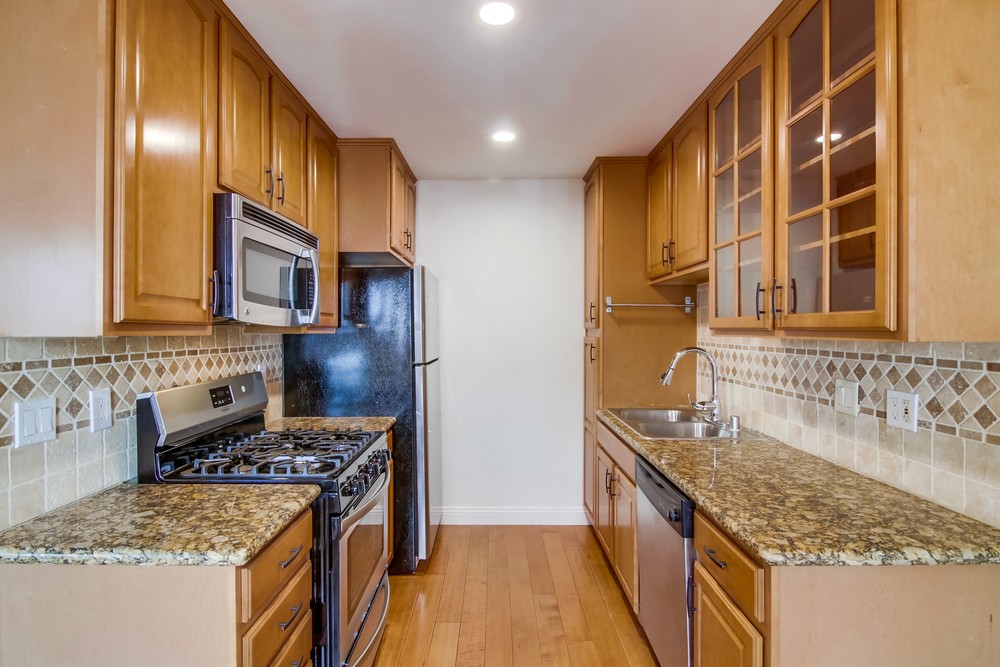 Virtual tour photo 19 of 32 for 3562 Marlborough Ave