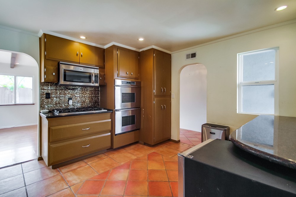 Virtual tour photo 21 of 54 for 3563 Mt Acomita Ave