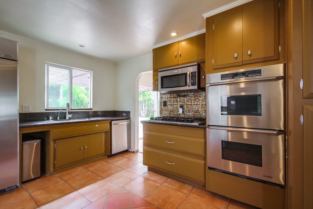 Virtual tour photo 25 of 54 for 3563 Mt Acomita Ave