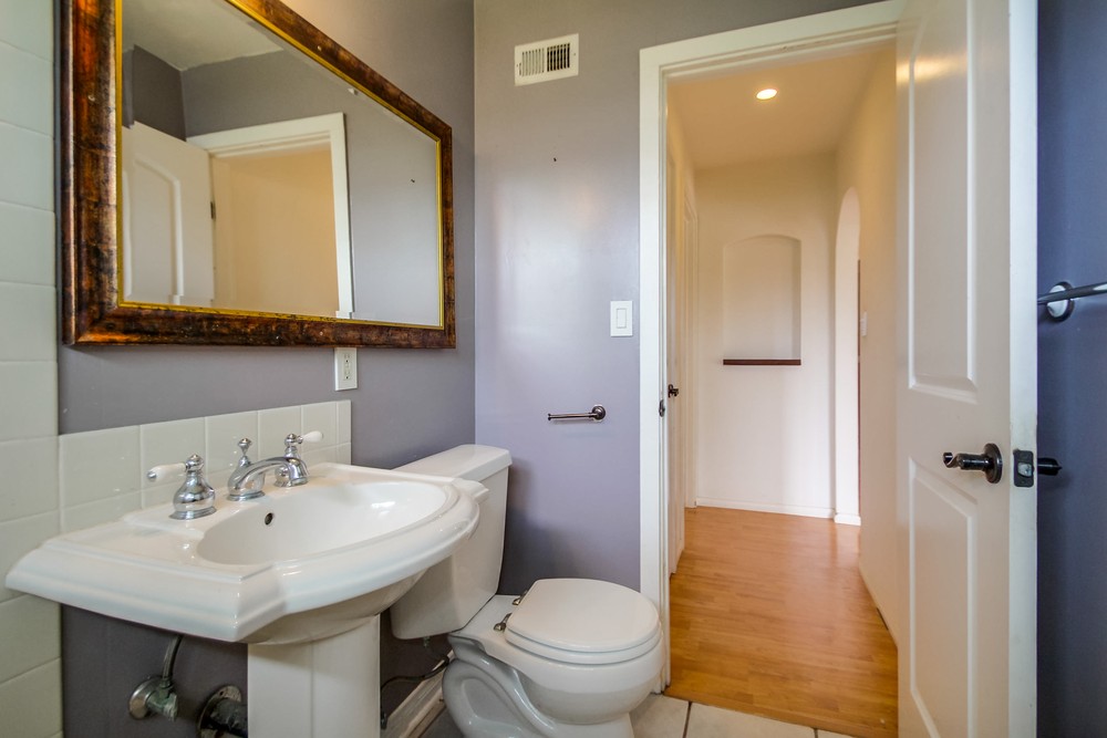 Virtual tour photo 28 of 54 for 3563 Mt Acomita Ave