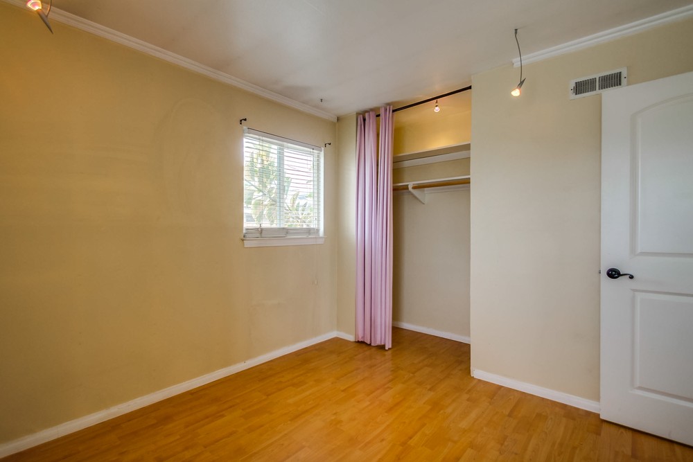Virtual tour photo 33 of 54 for 3563 Mt Acomita Ave