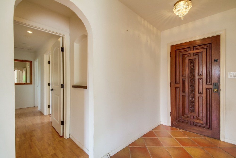 Virtual tour photo 42 of 54 for 3563 Mt Acomita Ave