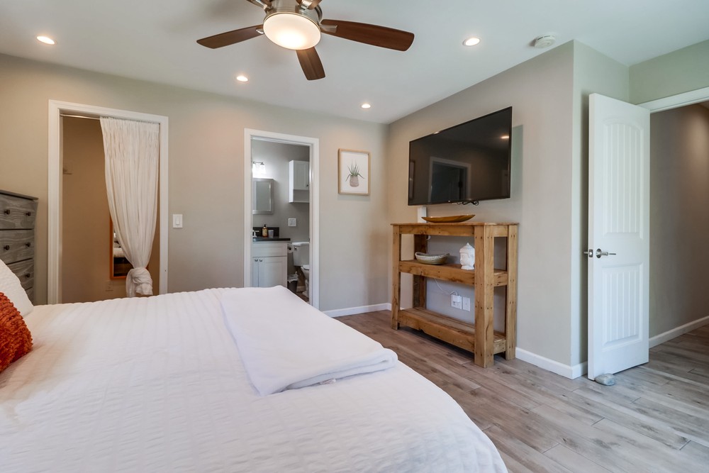 Virtual tour photo 28 of 49 for 3567 Ottawa Ave