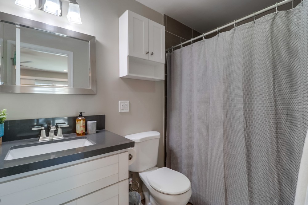 Virtual tour photo 33 of 49 for 3567 Ottawa Ave