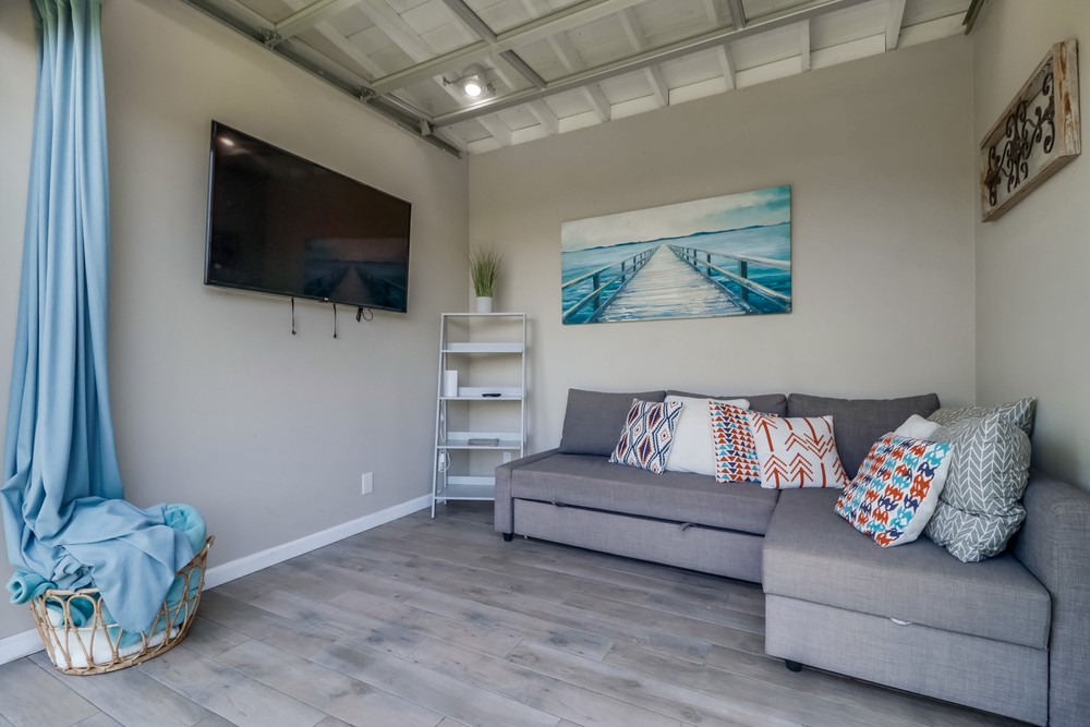 Virtual tour photo 48 of 49 for 3567 Ottawa Ave