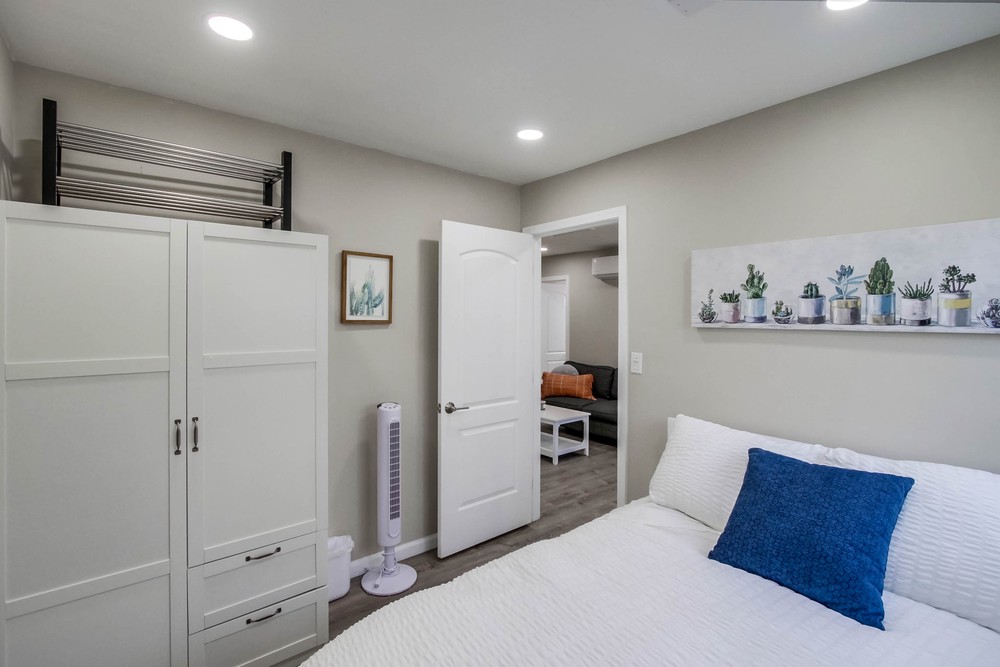 Virtual tour photo 22 of 27 for 3567 Ottawa Ave
