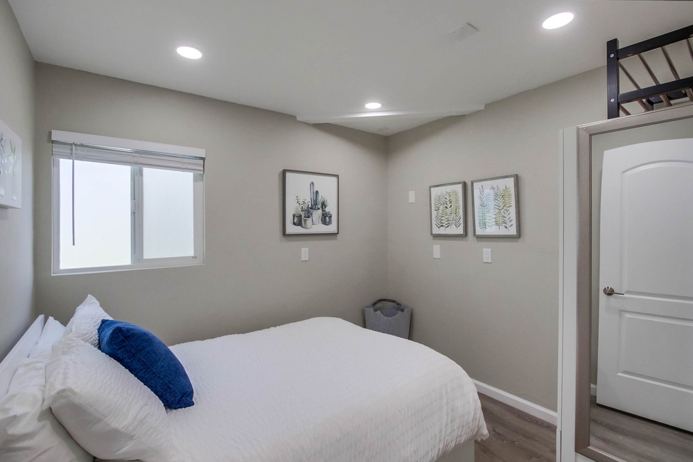 Virtual tour photo 24 of 27 for 3567 Ottawa Ave