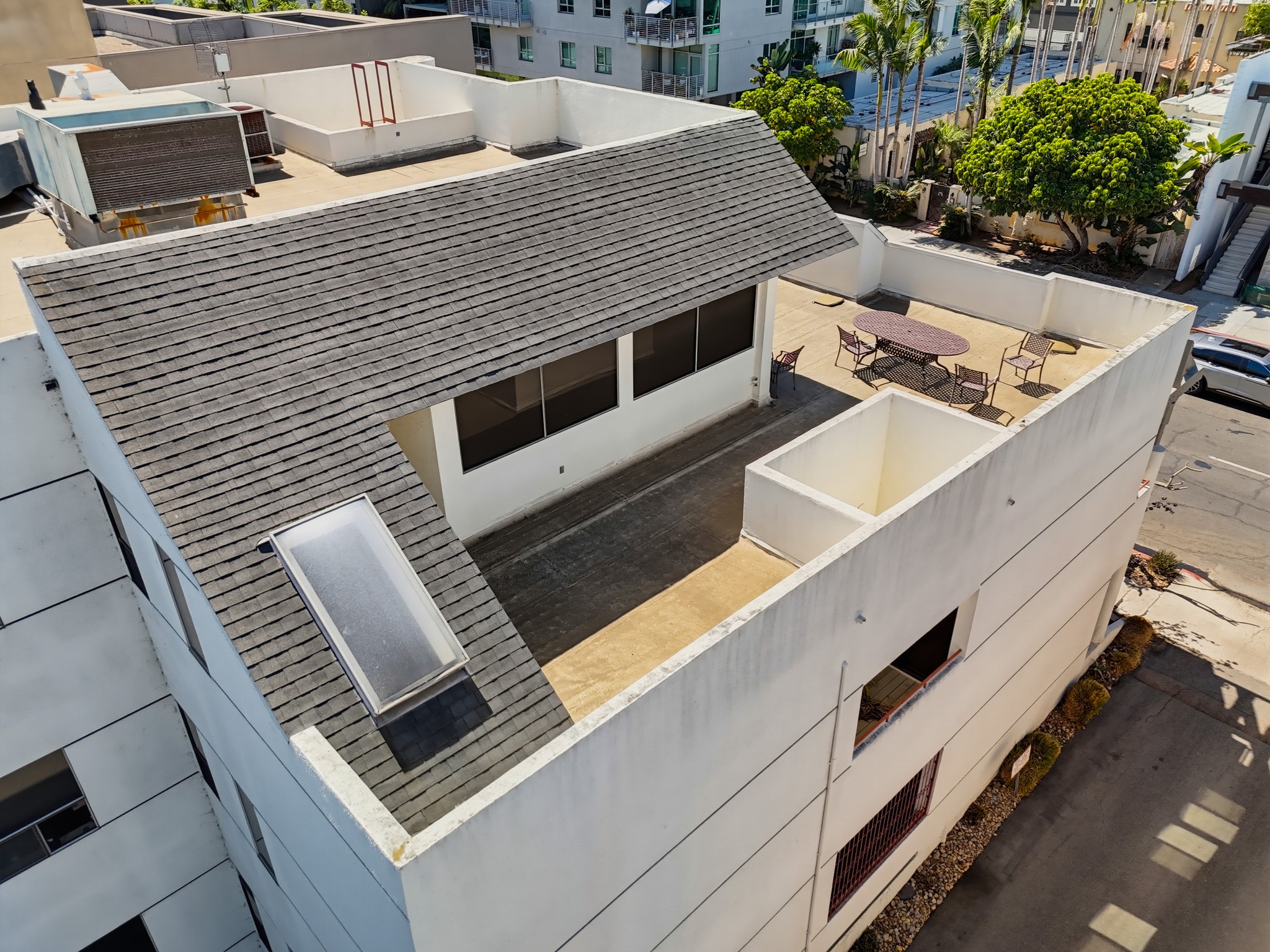 Virtual tour photo 8 of 61 for 3569 Fifth Ave