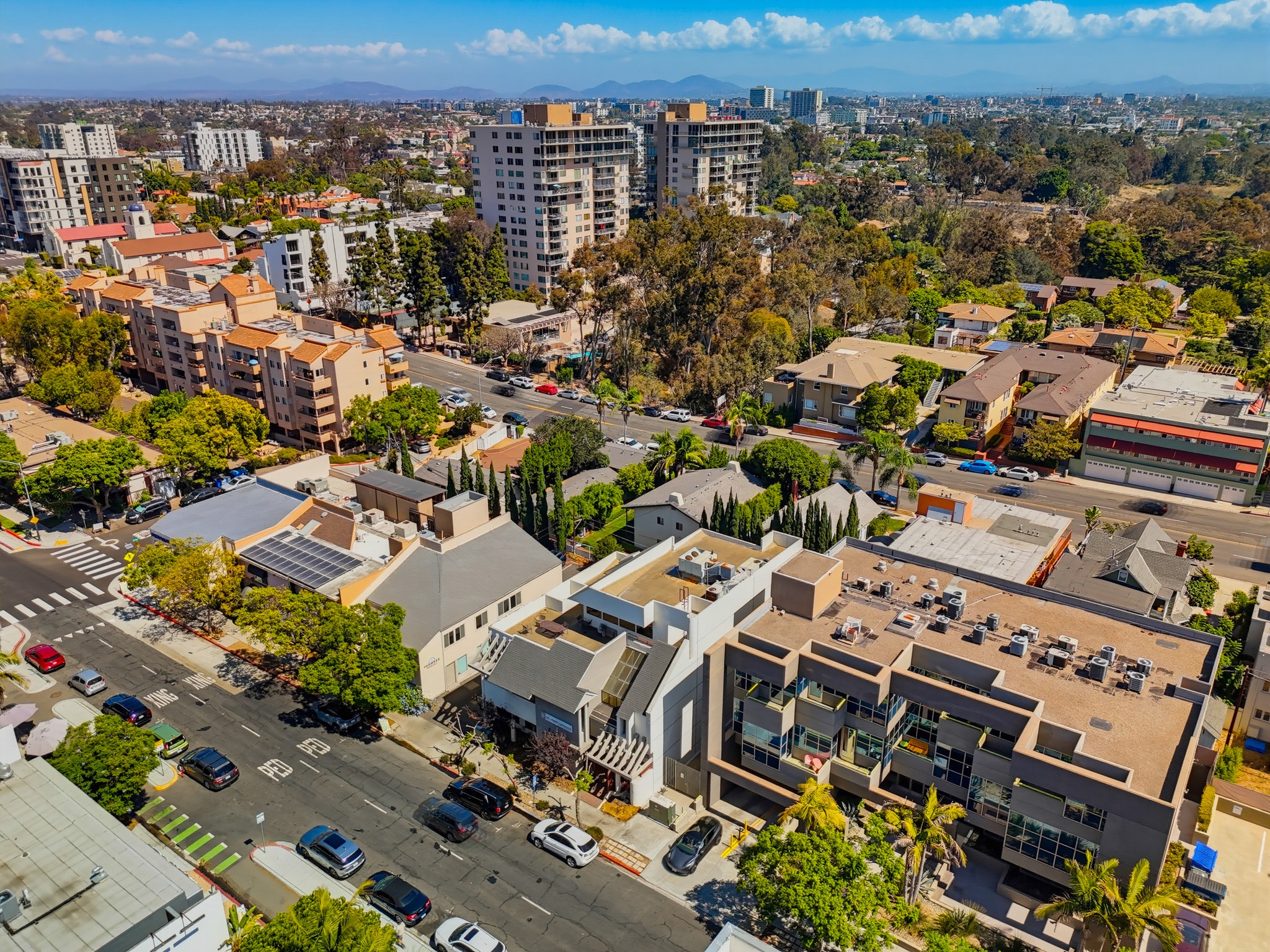 Virtual tour photo 16 of 61 for 3569 Fifth Ave