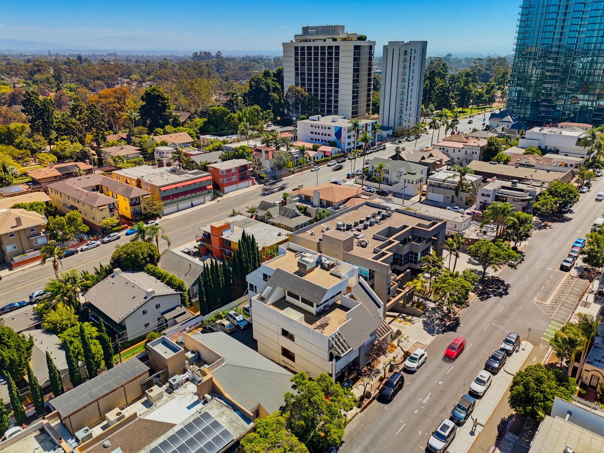 Virtual tour photo 18 of 61 for 3569 Fifth Ave