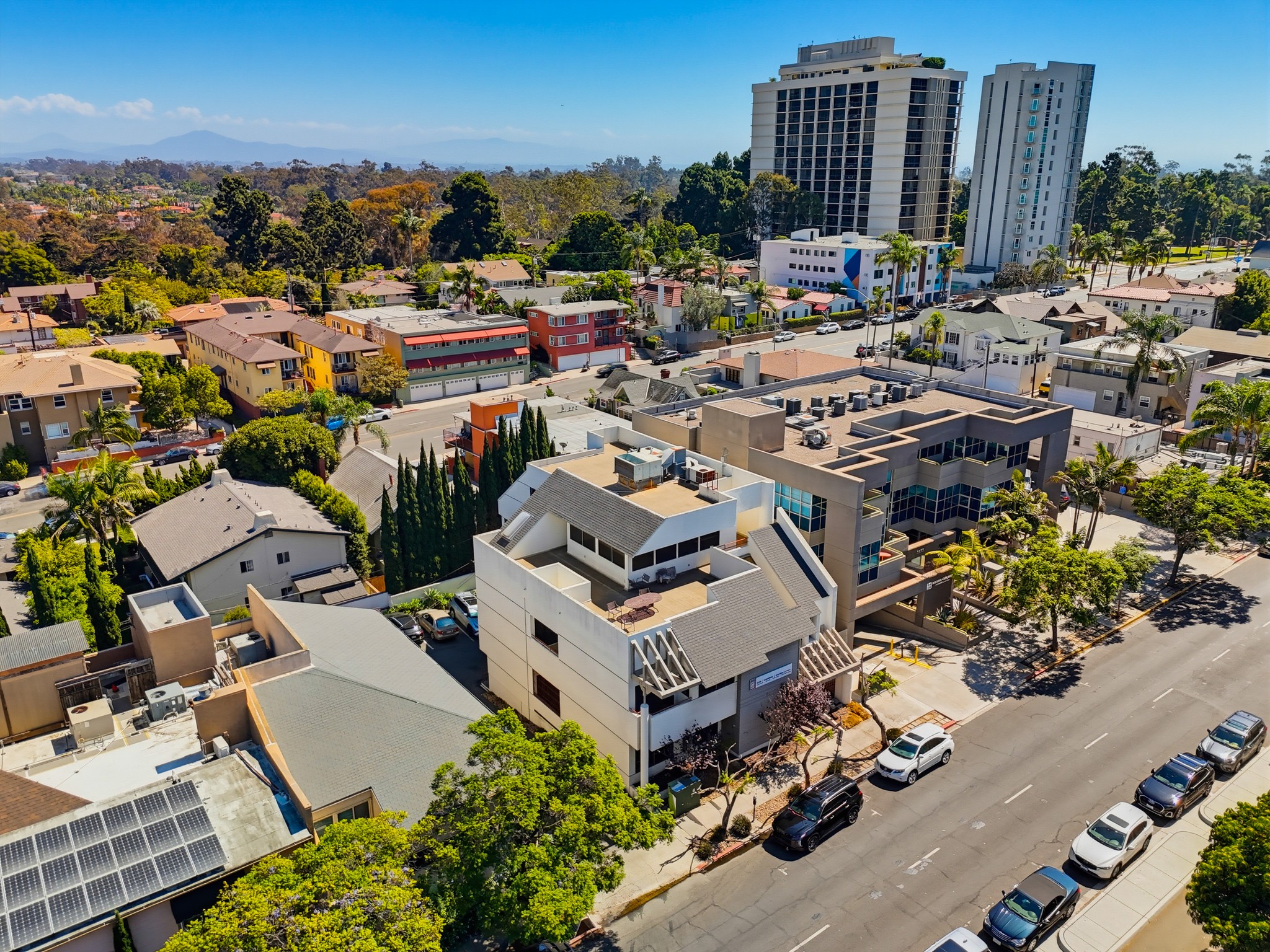 Virtual tour photo 19 of 61 for 3569 Fifth Ave
