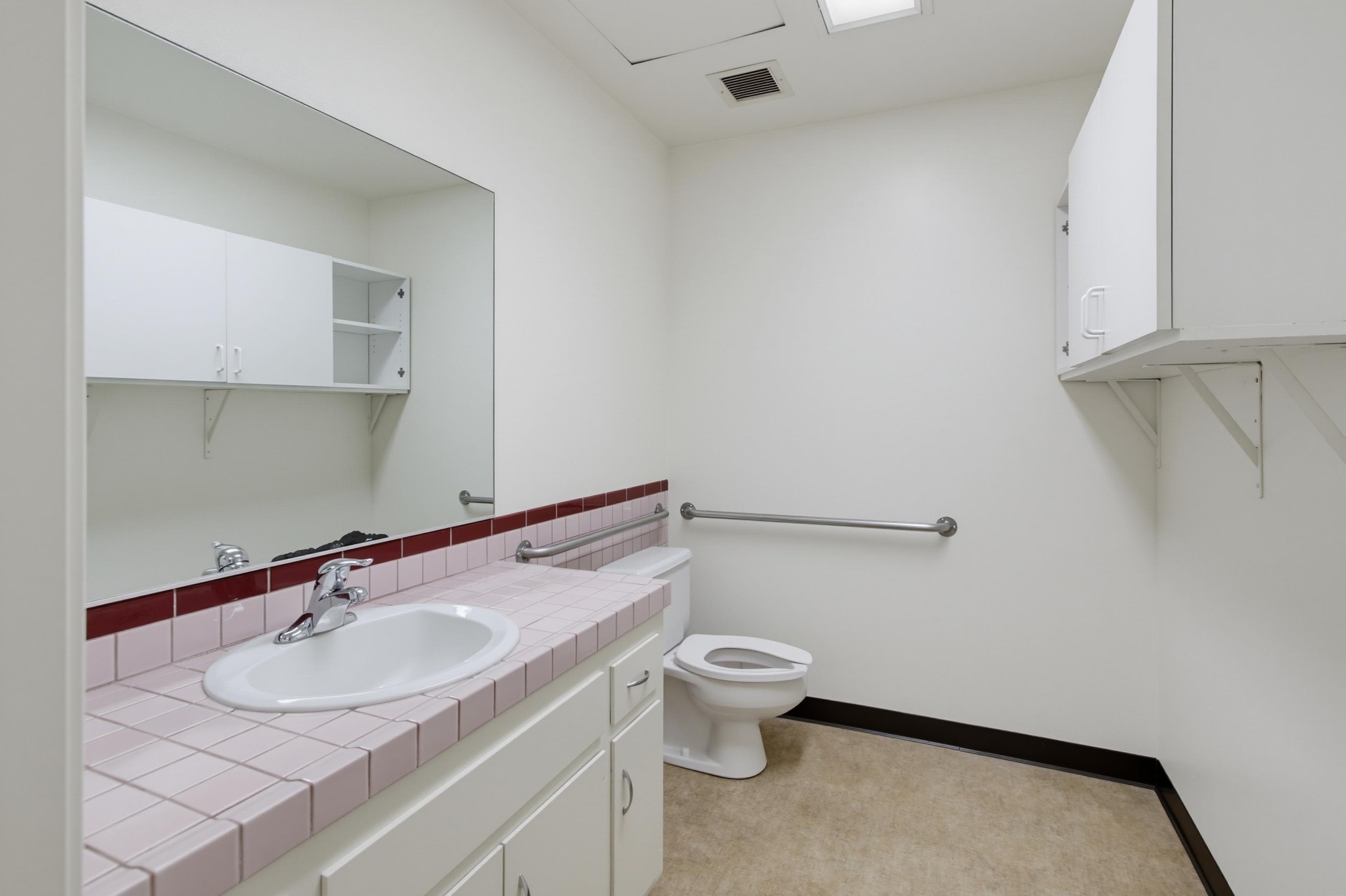 Virtual tour photo 43 of 61 for 3569 Fifth Ave