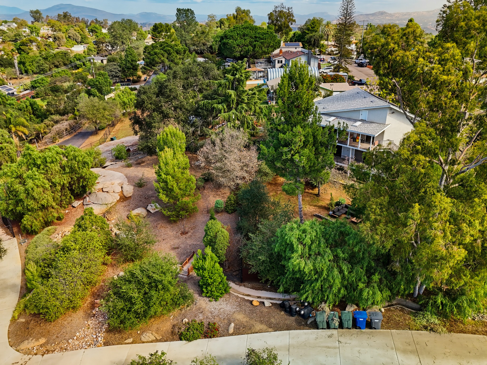 Virtual tour photo 31 of 38 for 357 Alta Ln
