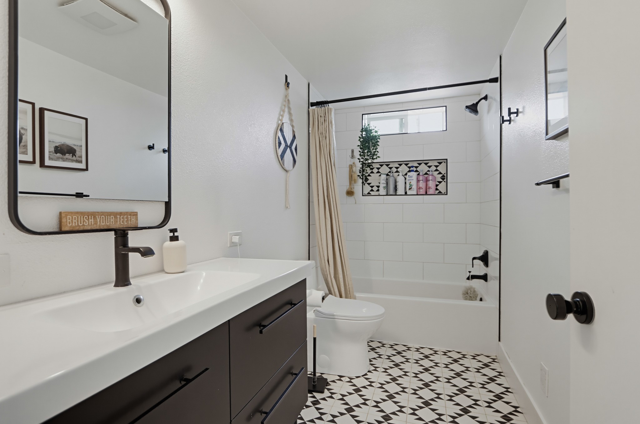 Virtual tour photo 25 of 62 for 357 Alta Ln