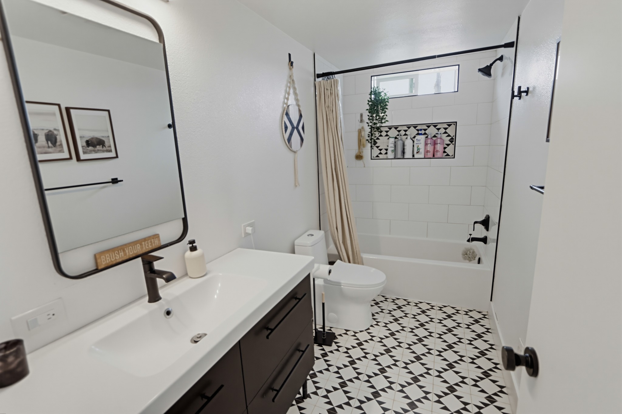 Virtual tour photo 26 of 62 for 357 Alta Ln