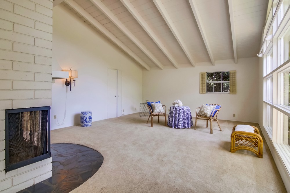 Virtual tour photo 10 of 44 for 3570 Charles St