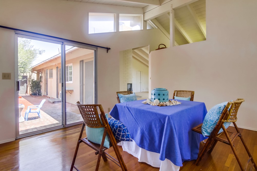 Virtual tour photo 17 of 44 for 3570 Charles St