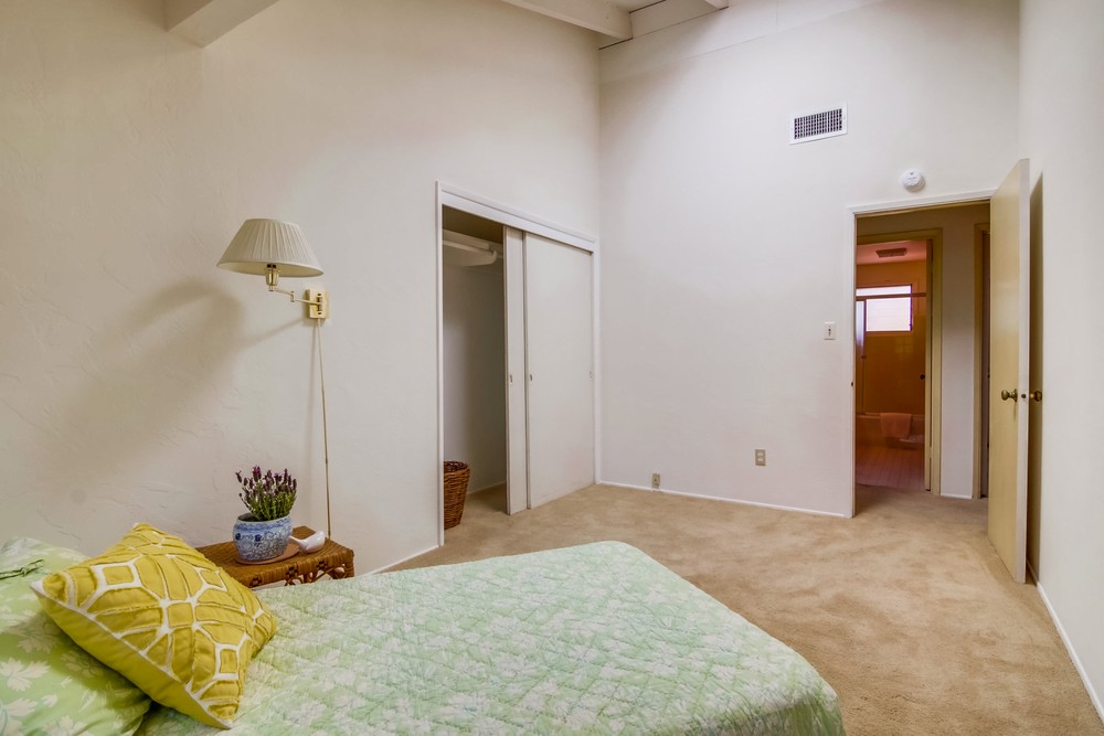 Virtual tour photo 24 of 44 for 3570 Charles St