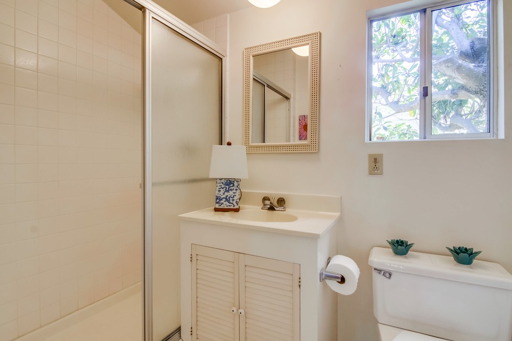 Virtual tour photo 31 of 44 for 3570 Charles St