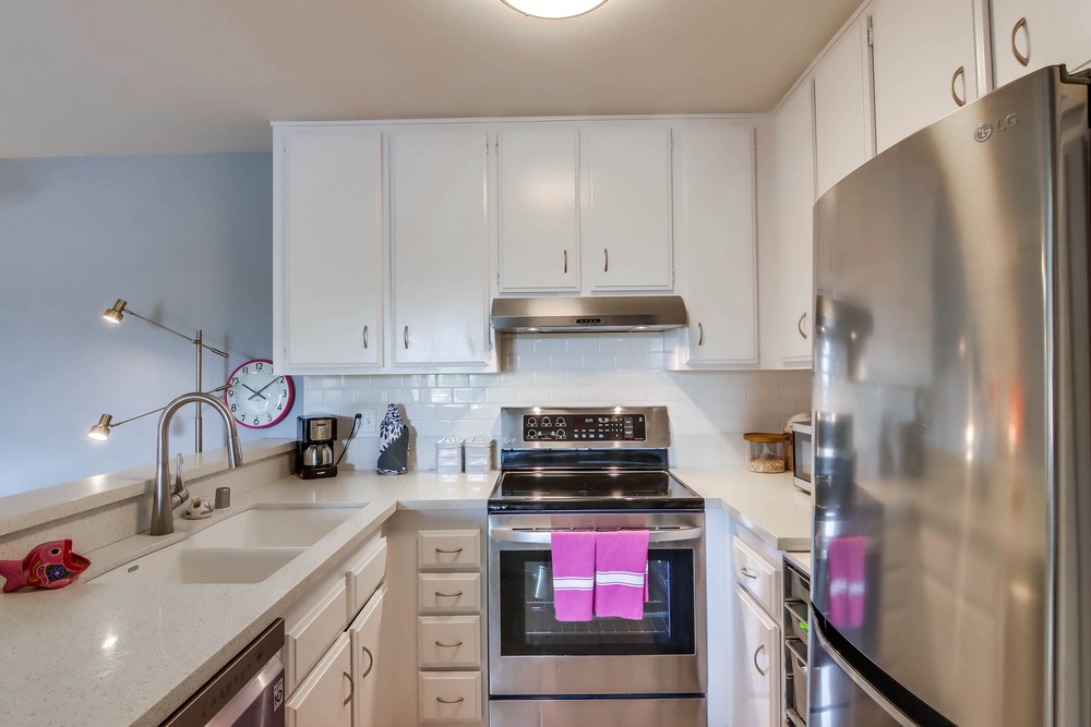 Virtual tour photo 21 of 44 for 3571 Ruffin Rd UNIT 240