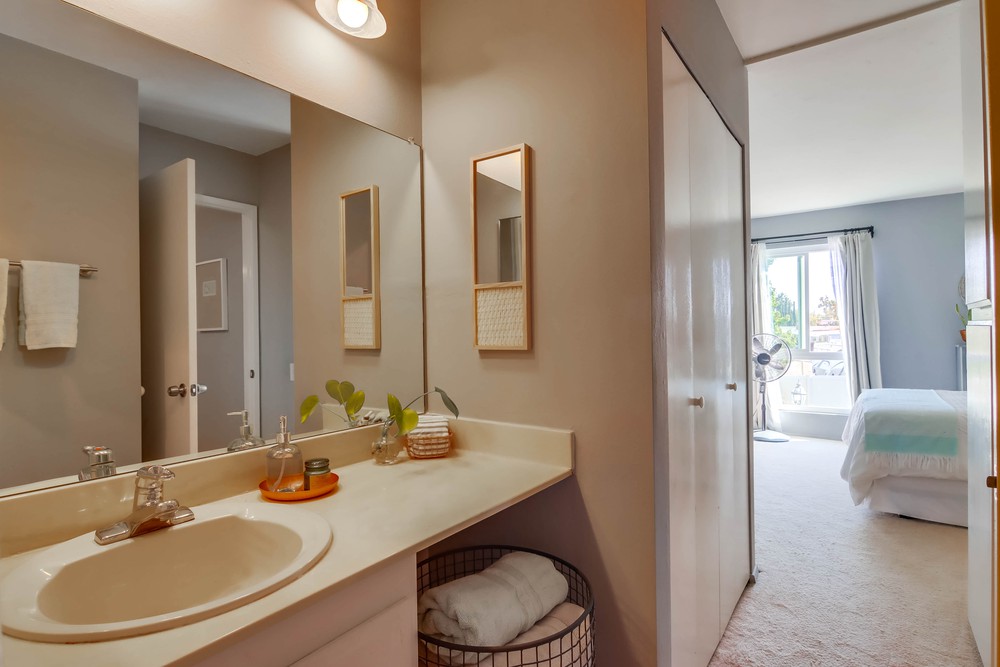 Virtual tour photo 30 of 44 for 3571 Ruffin Rd UNIT 240