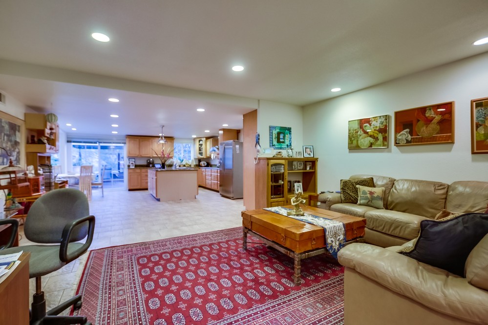 Virtual tour photo 26 of 57 for 3571 Syracuse Avenue