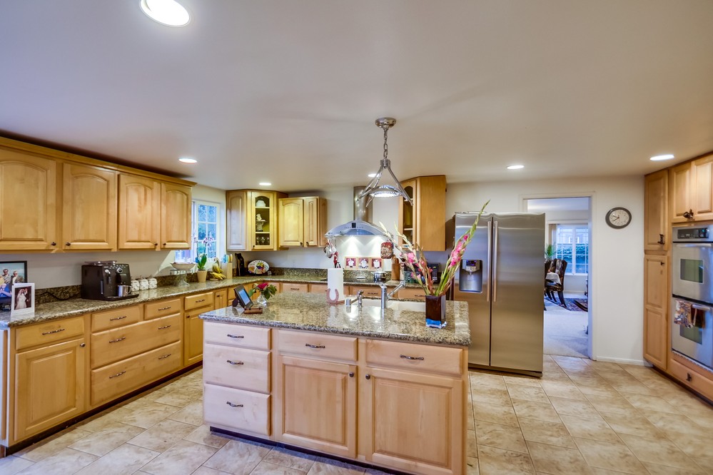 Virtual tour photo 29 of 57 for 3571 Syracuse Avenue