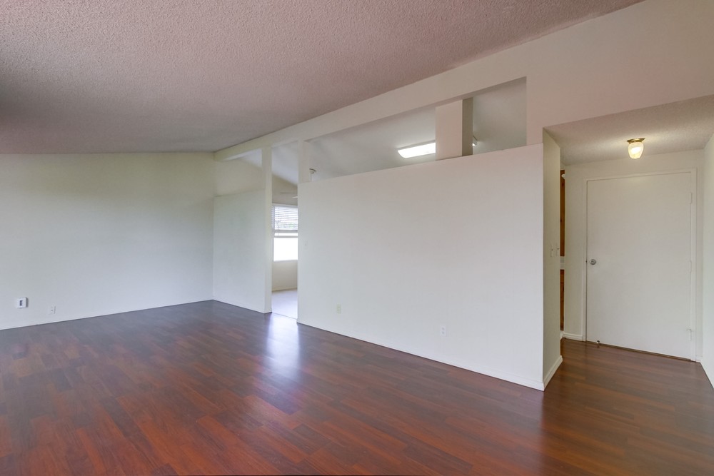 Virtual tour photo 5 of 35 for 3572 Marathon Dr