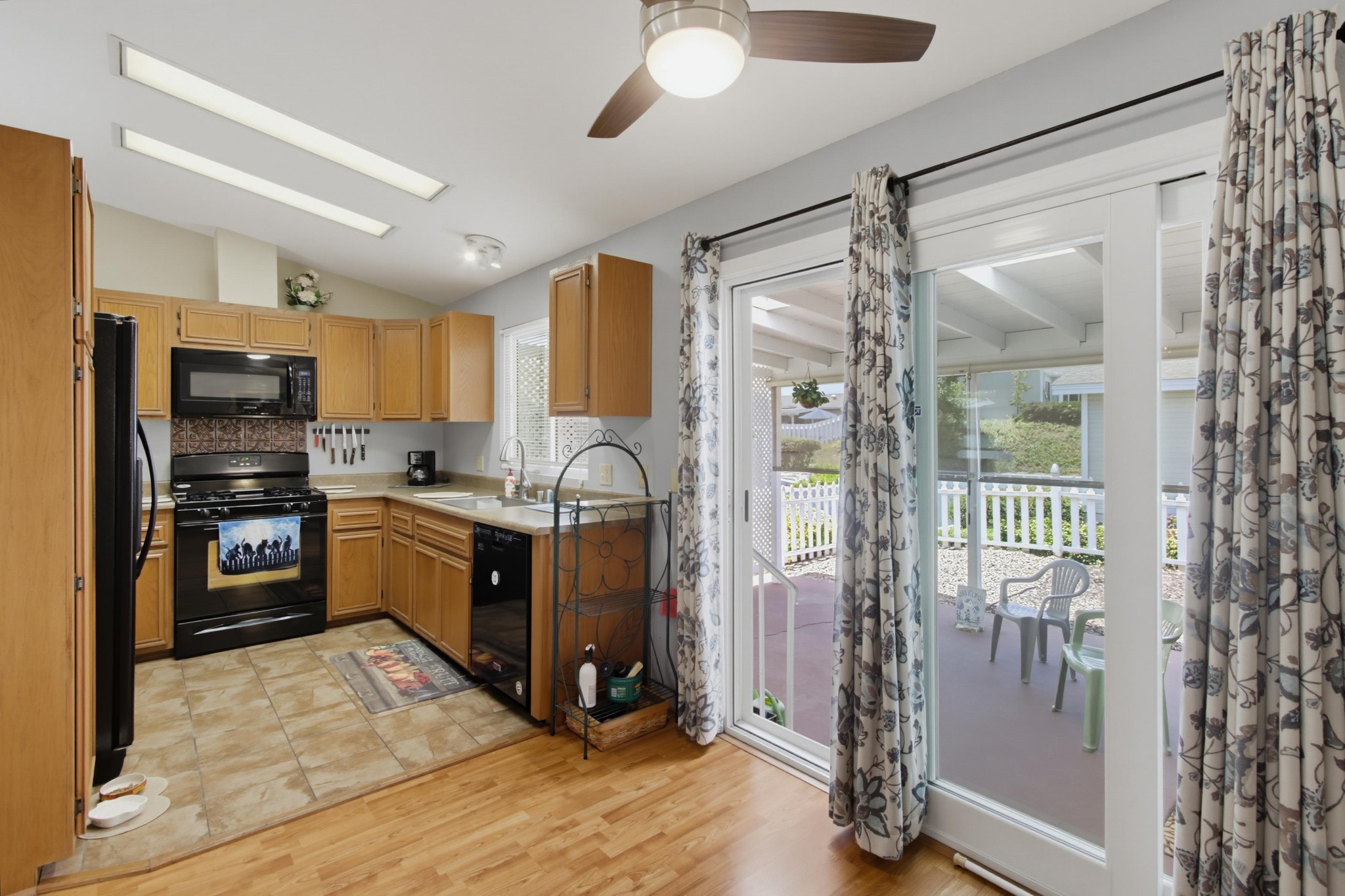 Virtual tour photo 15 of 43 for 3573 Amber Ln