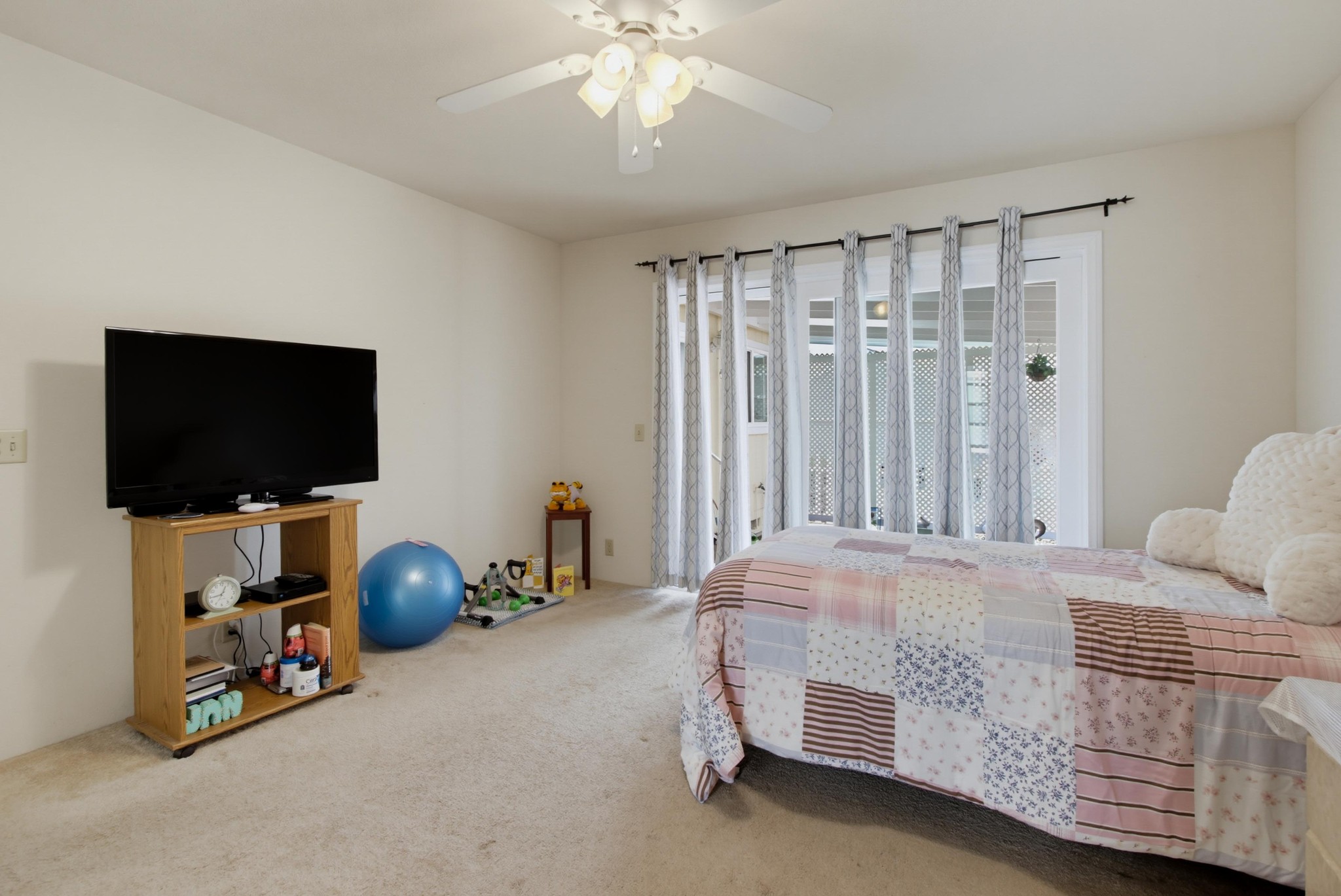 Virtual tour photo 25 of 43 for 3573 Amber Ln