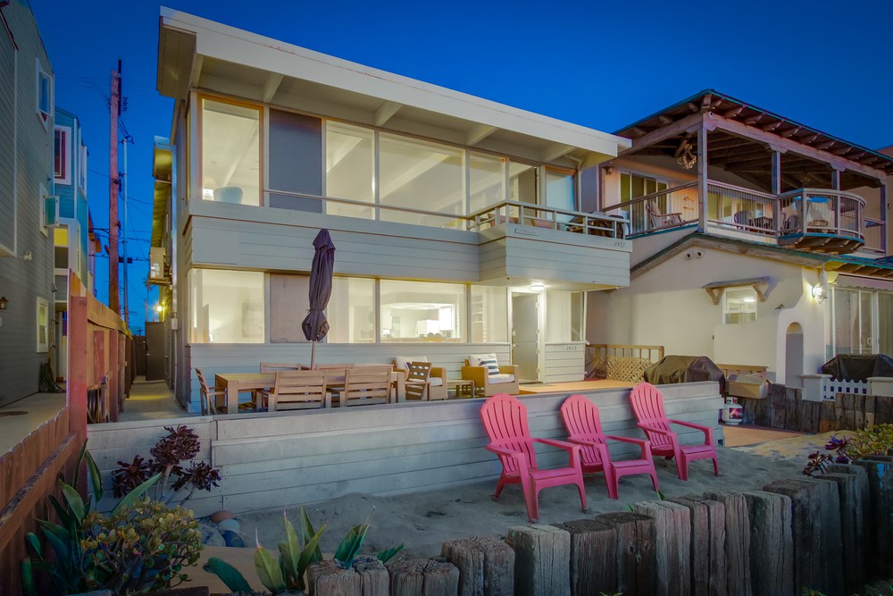 Virtual tour photo 3 of 81 for 3577 Ocean Front Walk